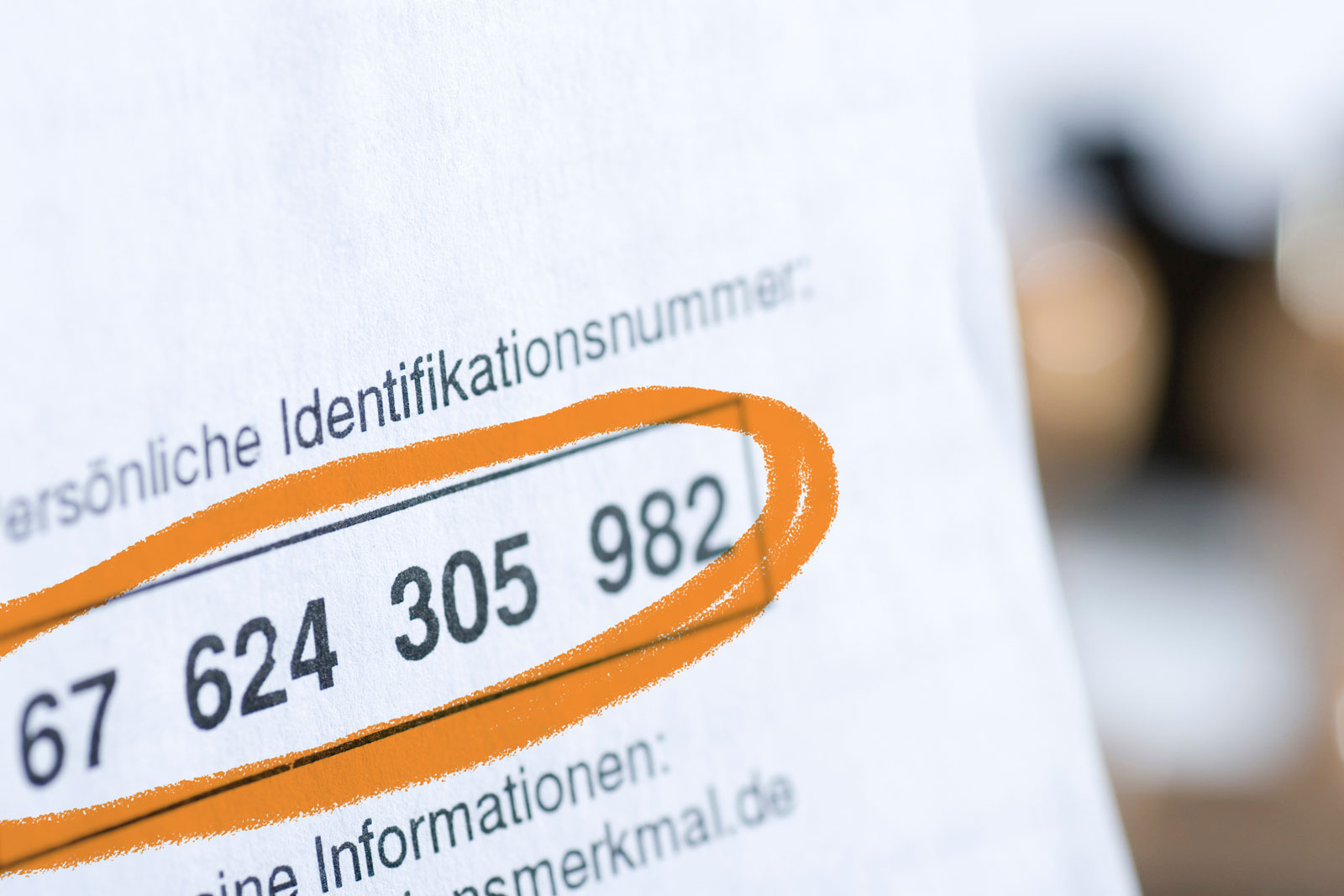 ist die steuer id und steuernummer das gleiche